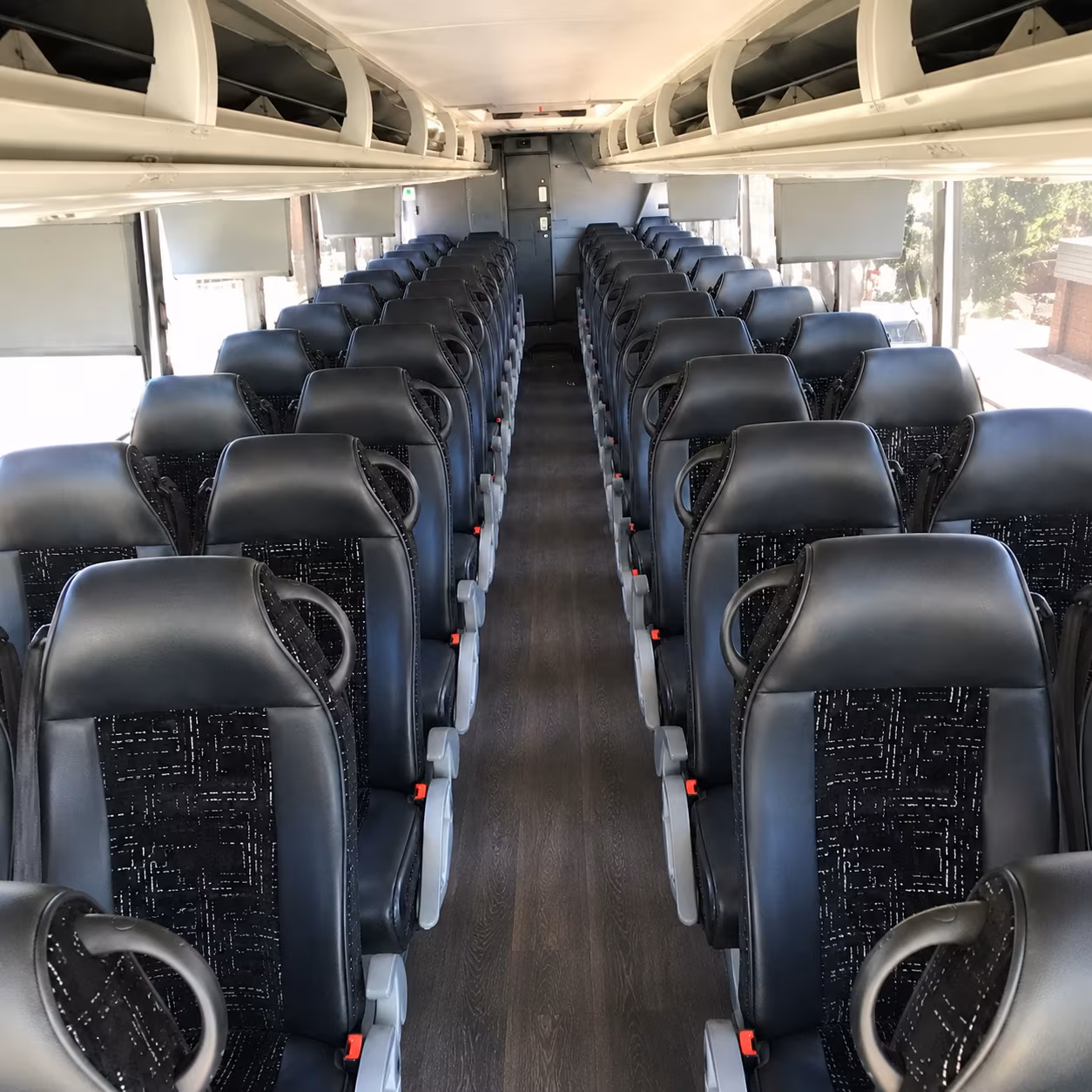 savannah bus rental service area